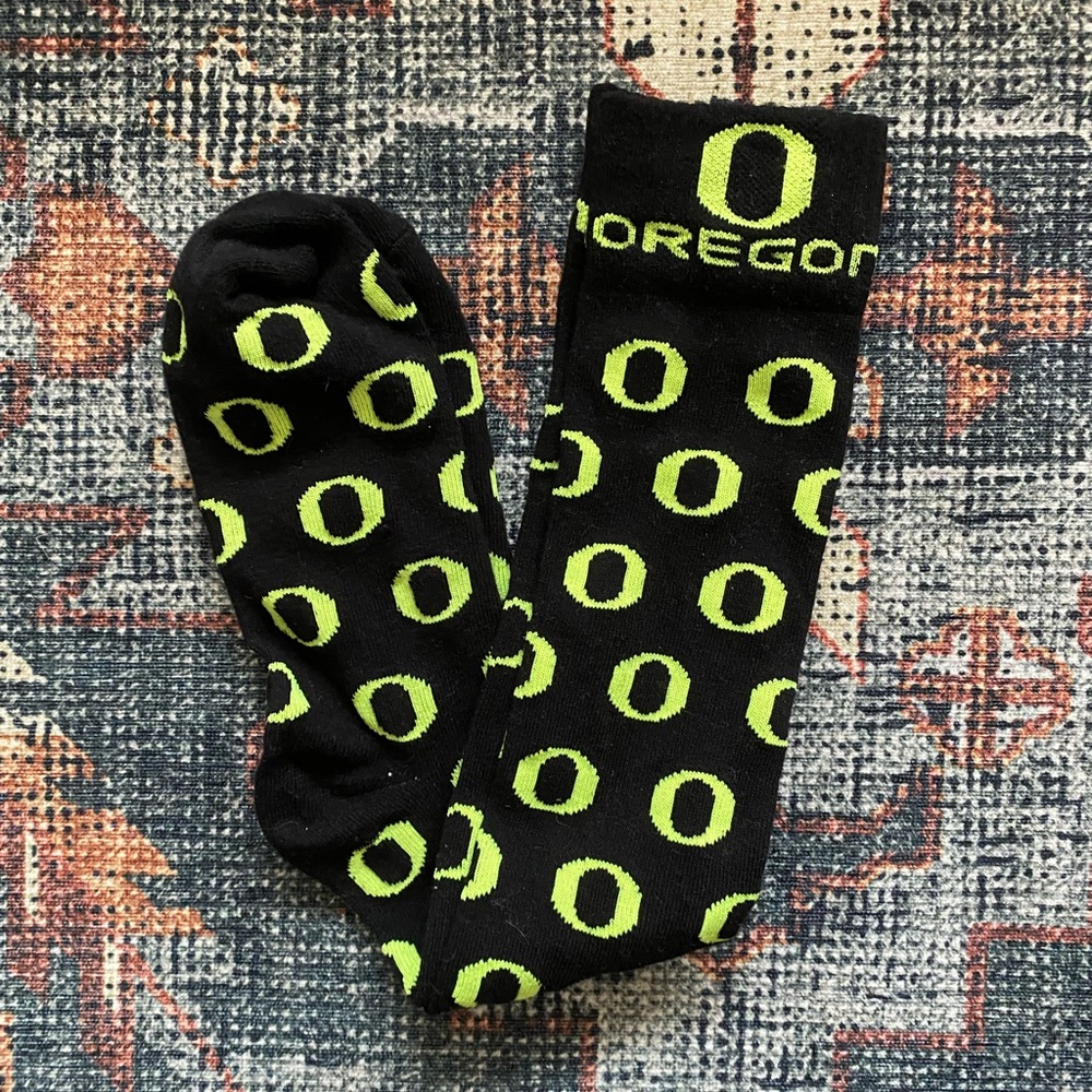 NWOT Oregon Socks - Picture 1 of 5